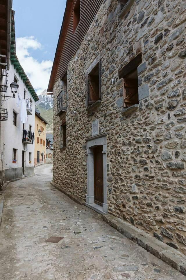 Cantal - apartamento 4 pax en Sallent de Gállego Esterno foto