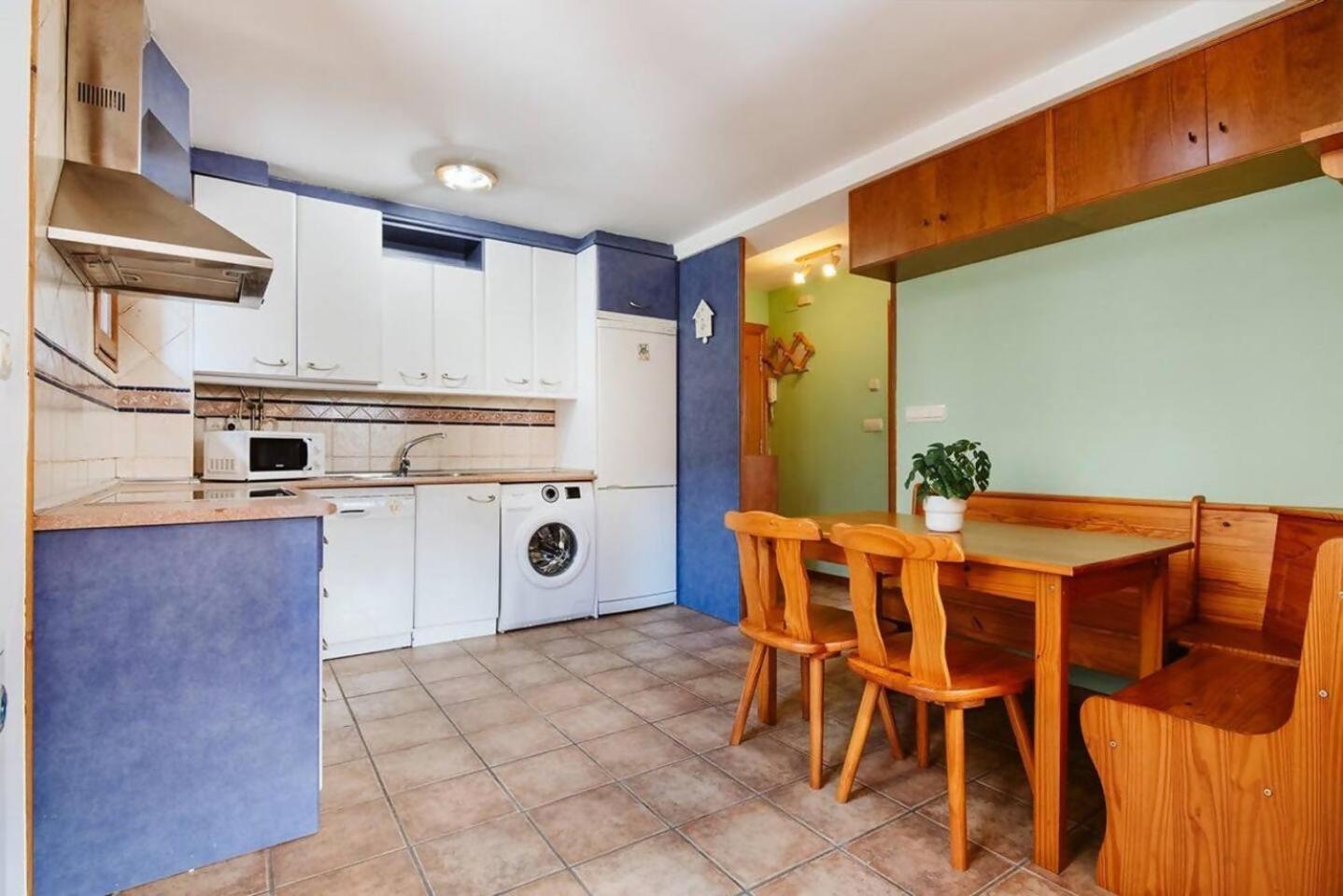 Cantal - apartamento 4 pax en Sallent de Gállego Esterno foto
