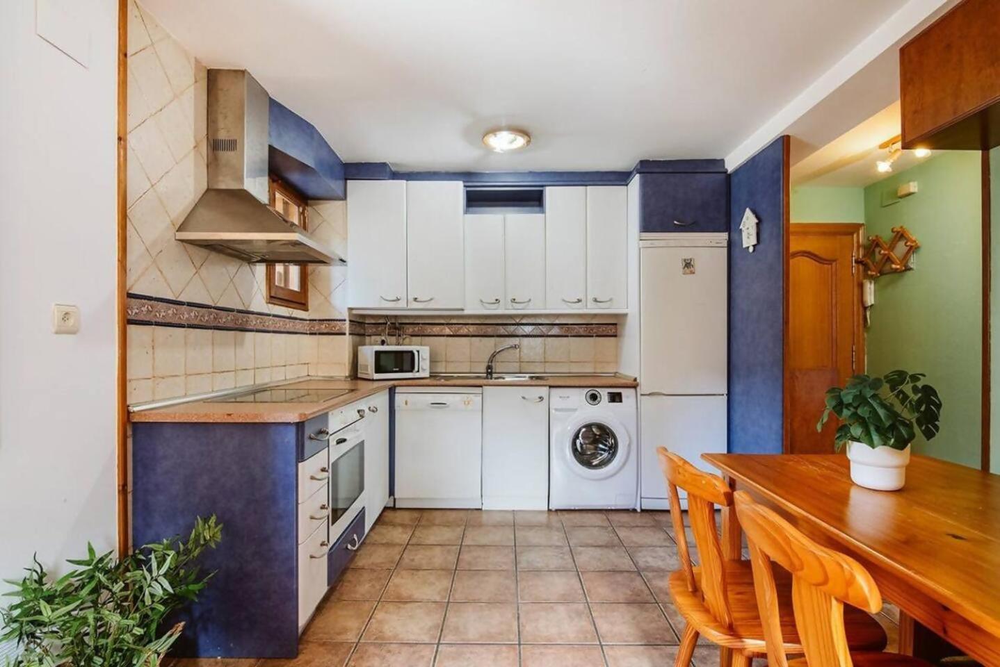 Cantal - apartamento 4 pax en Sallent de Gállego Esterno foto